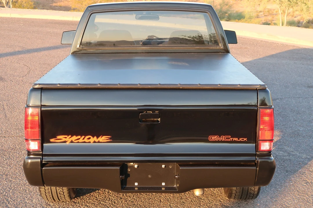 1991 GMC Syclone - Image 20 of 31