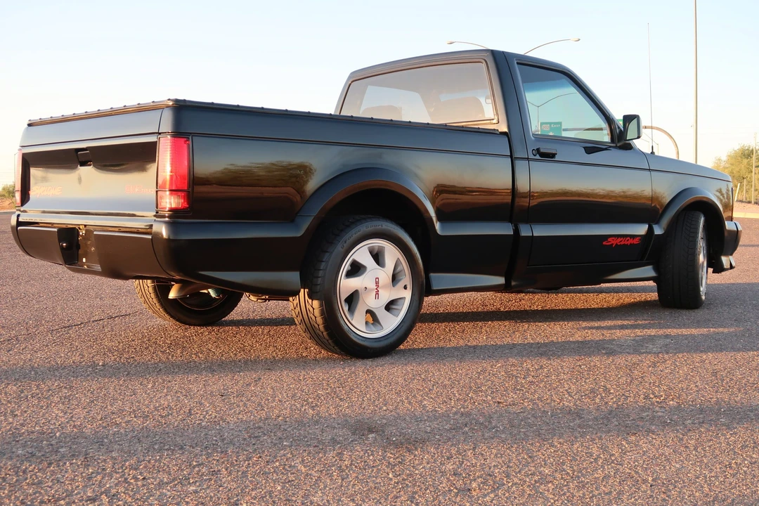 1991 GMC Syclone - Image 22 of 31