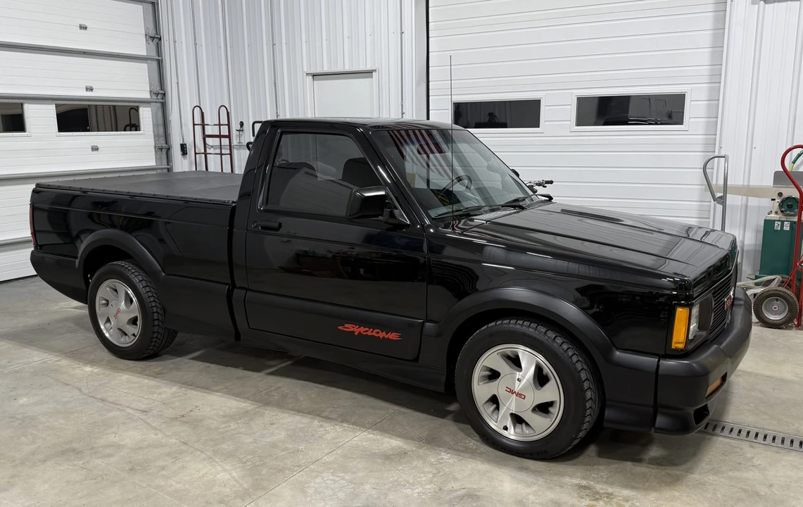 1991 GMC Syclone - Image 13 of 31