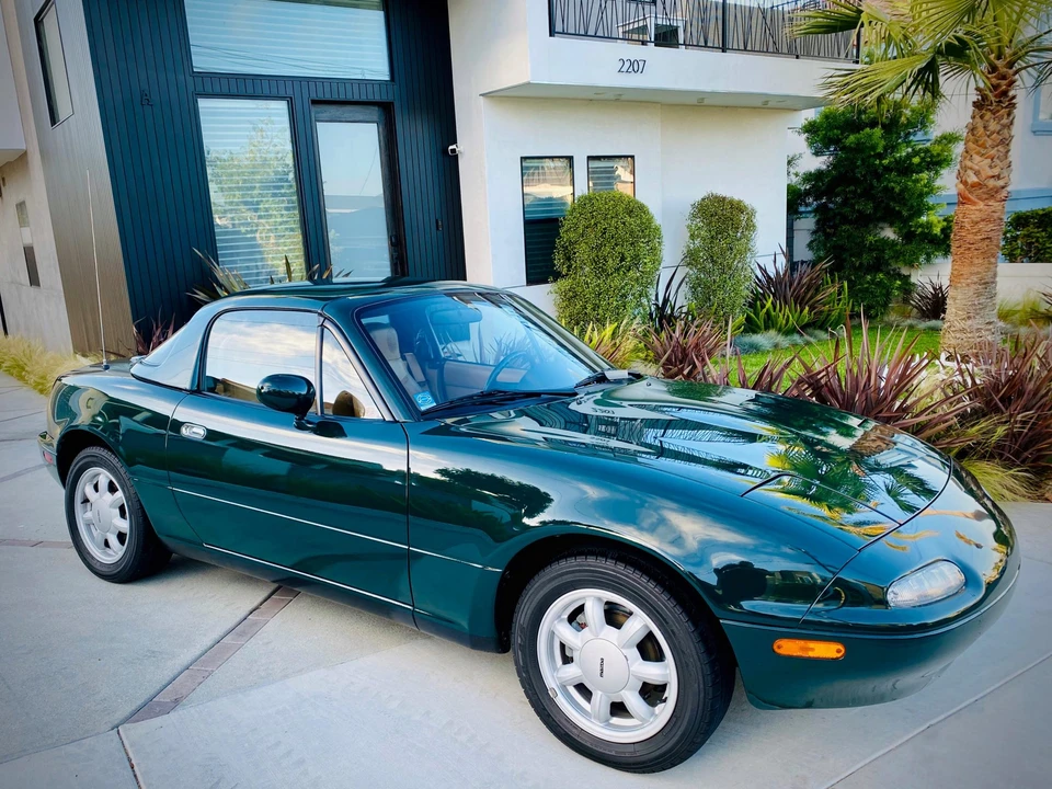 1991 Mazda NA MX-5 Miata - Image 2 of 31