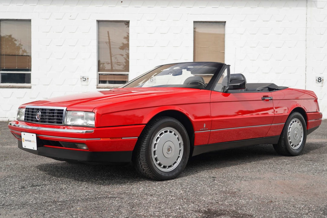 1992 Cadillac Allante - Image 2 of 31