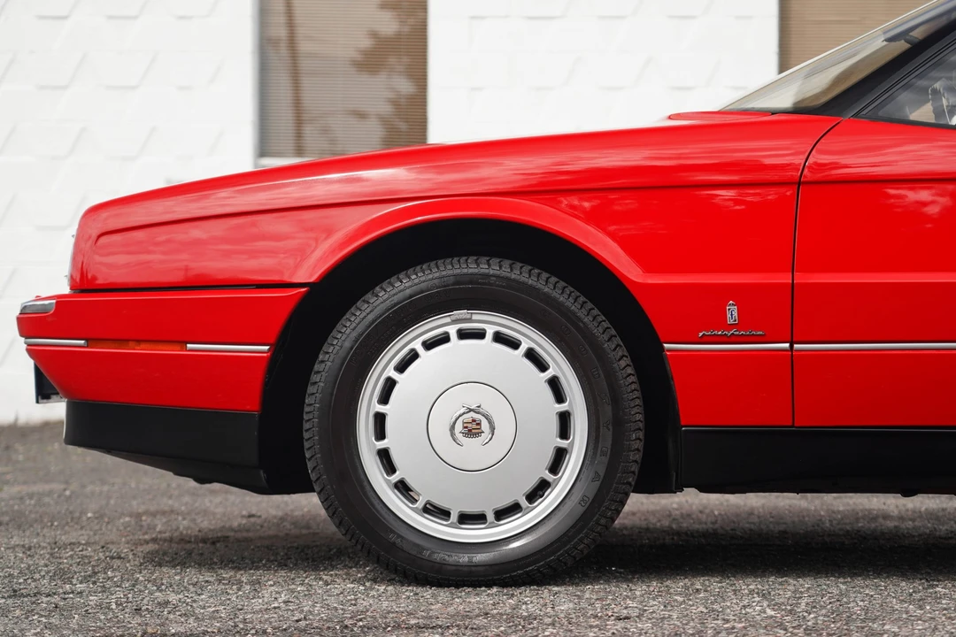 1992 Cadillac Allante - Image 23 of 31