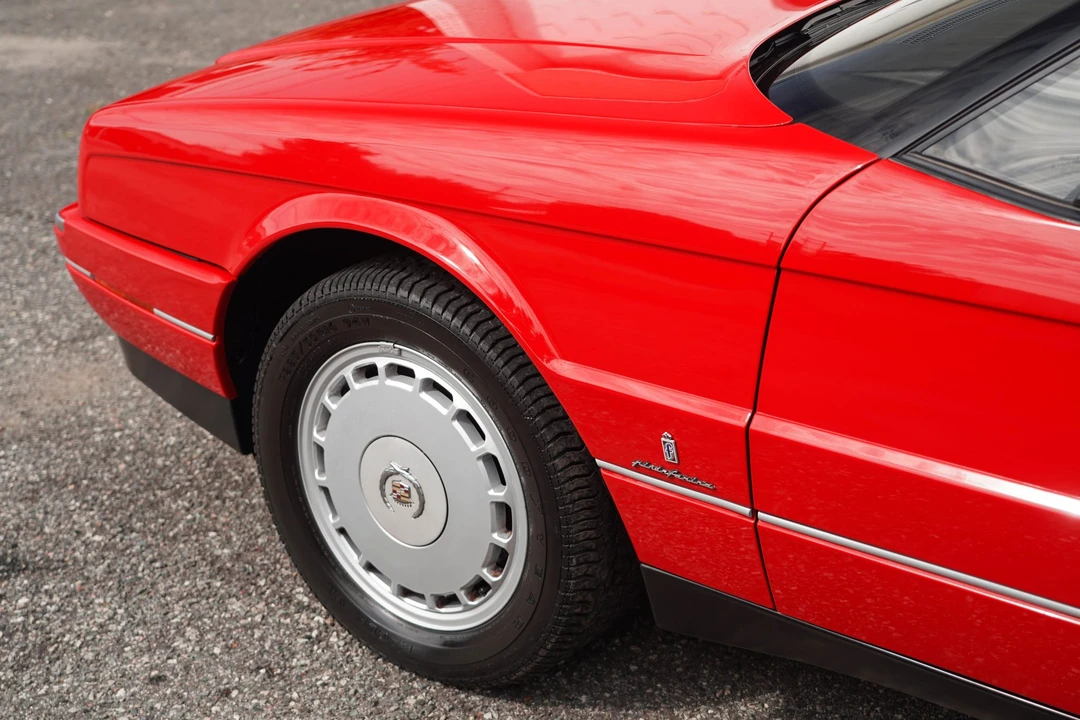 1992 Cadillac Allante - Image 28 of 31