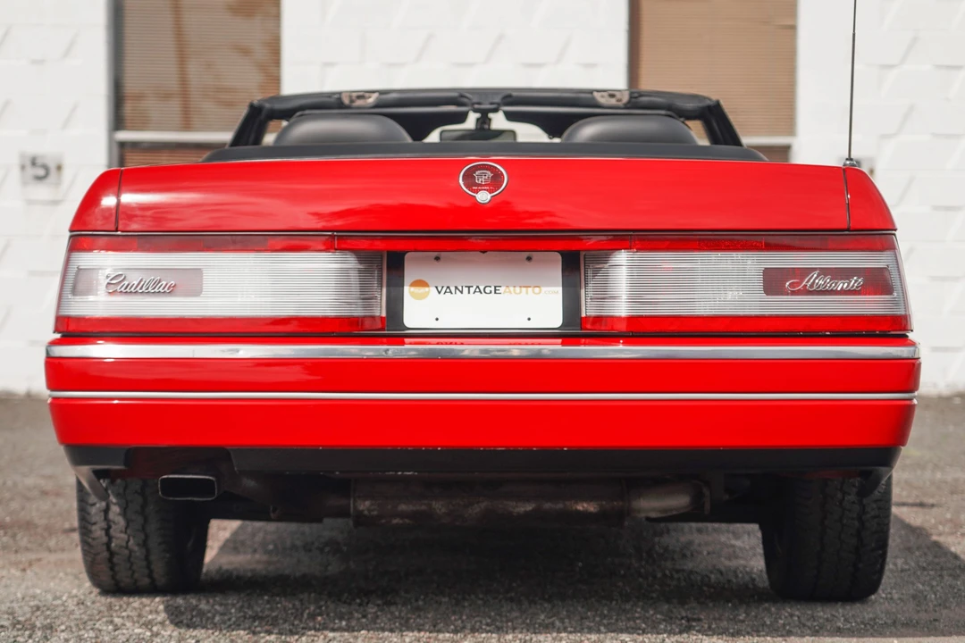 1992 Cadillac Allante - Image 8 of 31