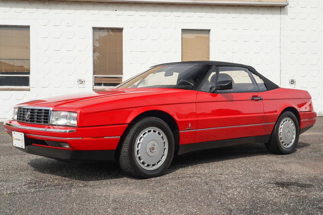1992 Cadillac Allante - Image 17 of 31