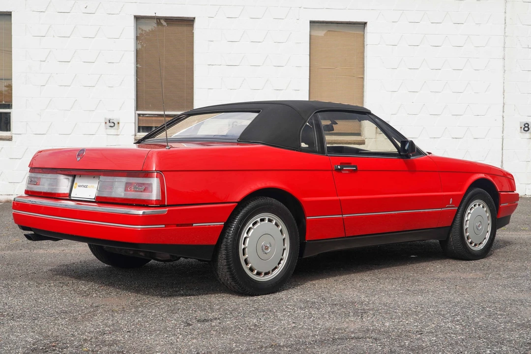 1992 Cadillac Allante - Image 19 of 31