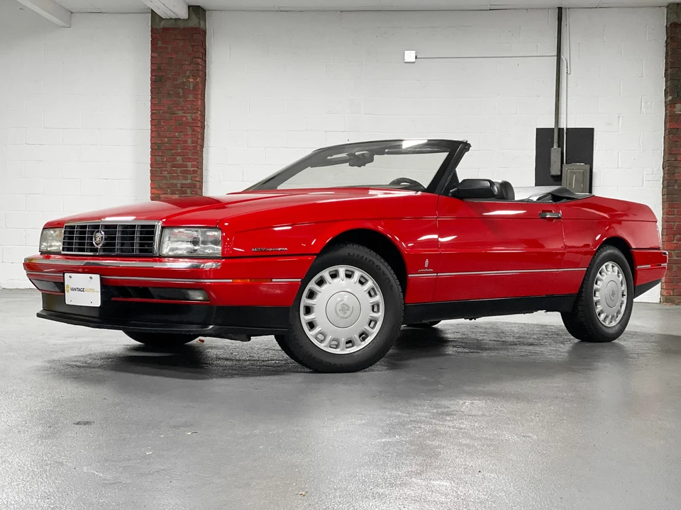 1993 Cadillac Allante - Image 2 of 31