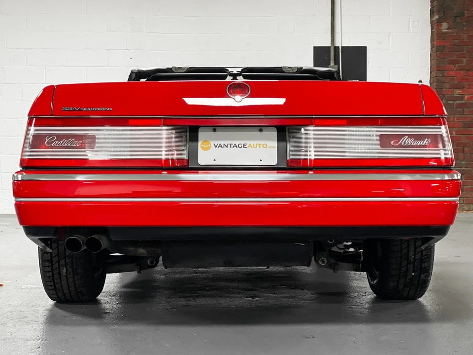 1993 Cadillac Allante - Image 8 of 31