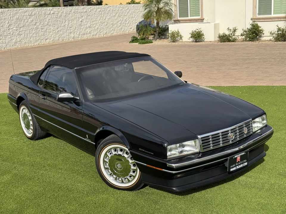 1993 Cadillac Allante - Image 27 of 31