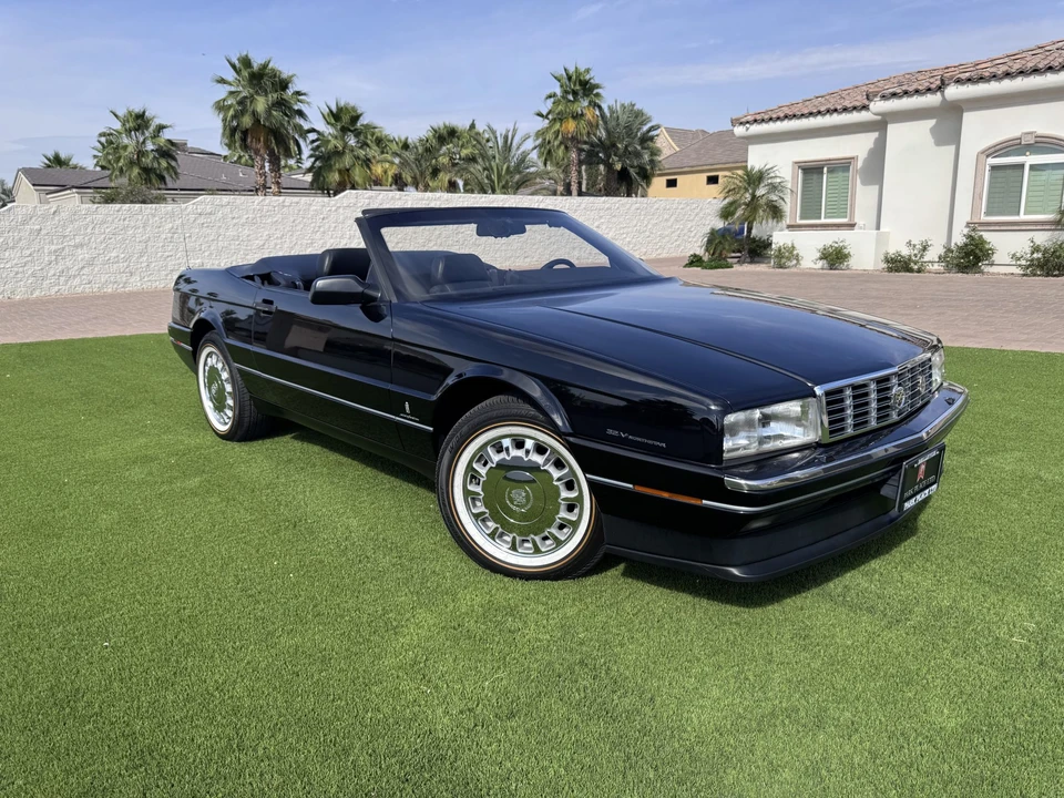 1993 Cadillac Allante - Image 13 of 31