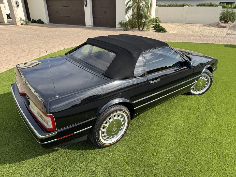 1993 Cadillac Allante - Image 31 of 31