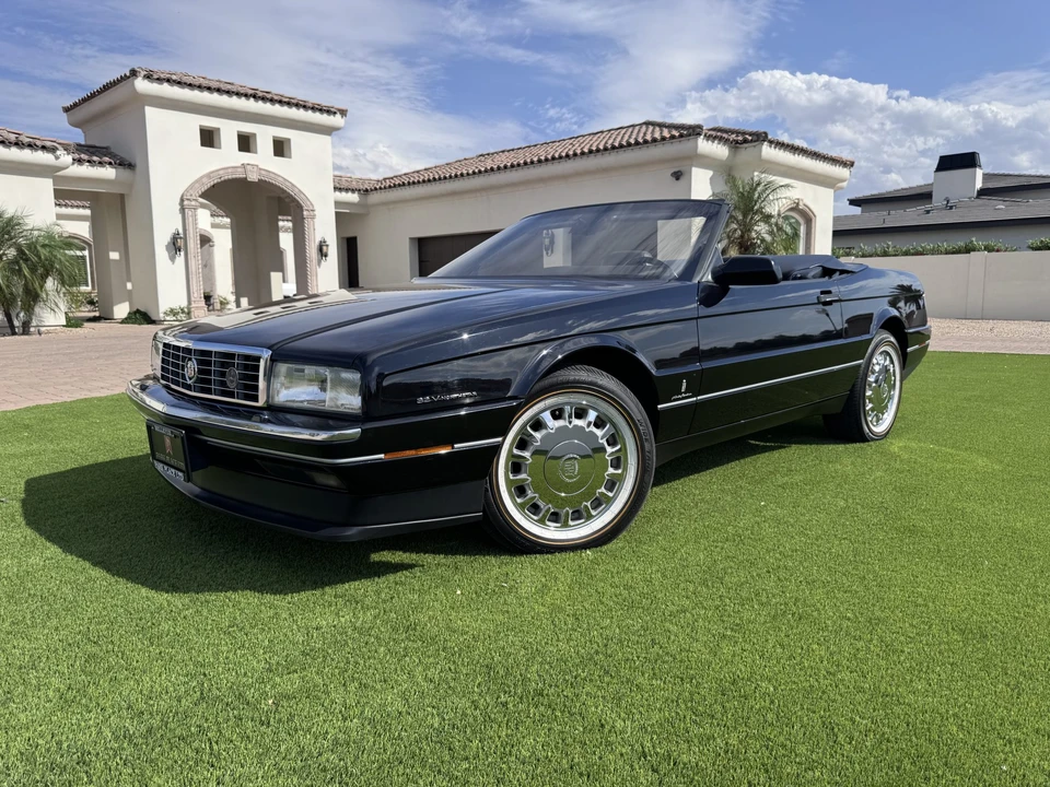 1993 Cadillac Allante - Image 5 of 31