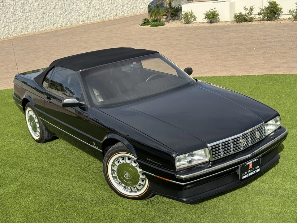 1993 Cadillac Allante - Image 28 of 31