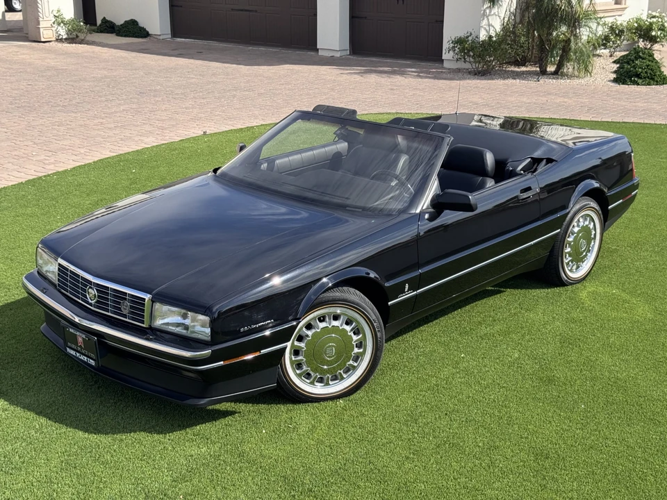 1993 Cadillac Allante - Image 7 of 31