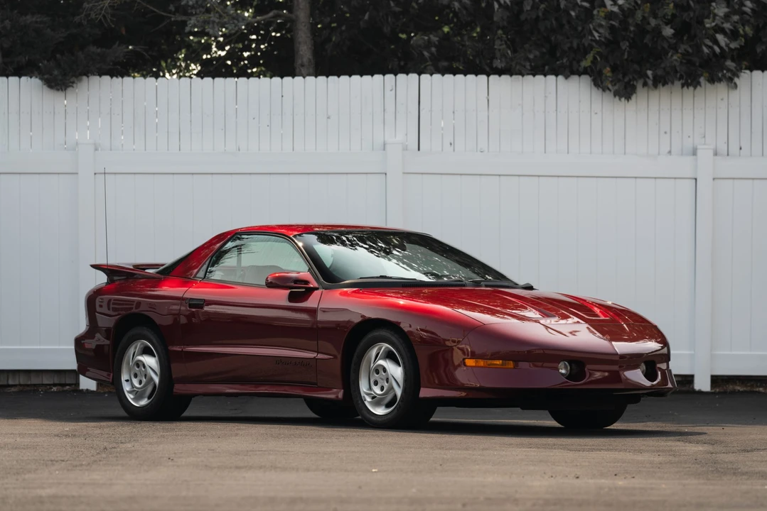 1993 Pontiac Firebird Trans Am 4th Gen - Image 17 of 31