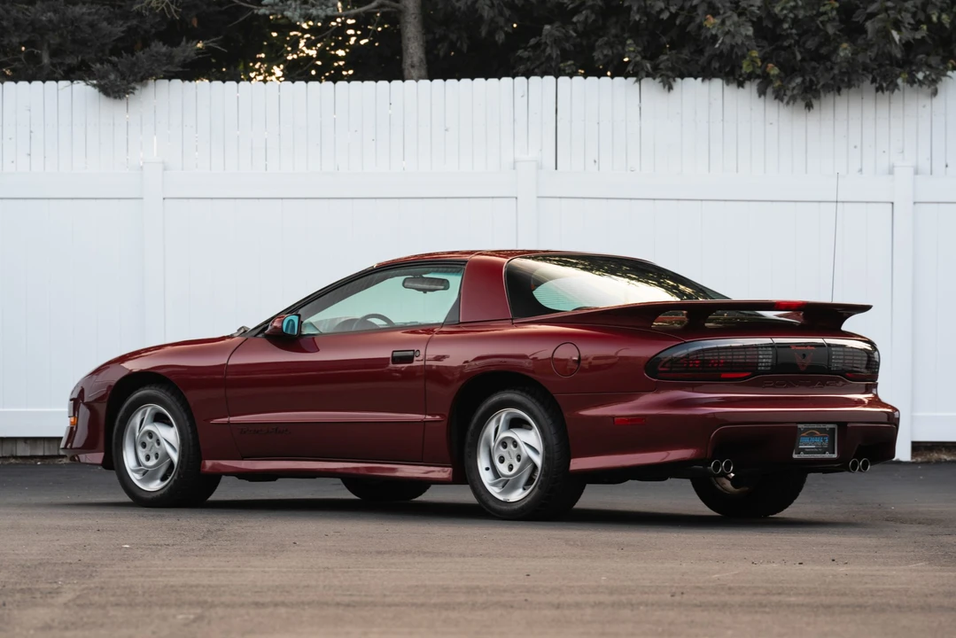 1993 Pontiac Firebird Trans Am 4th Gen - Image 7 of 31