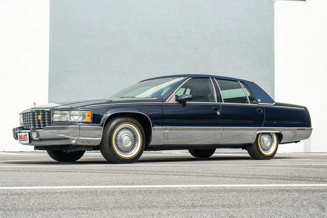 1994 Cadillac Fleetwood - Image 17 of 31