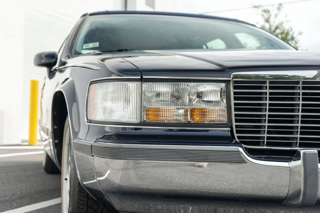 1994 Cadillac Fleetwood - Image 30 of 31