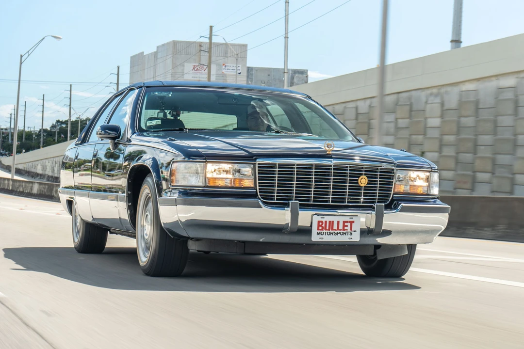 1994 Cadillac Fleetwood - Image 15 of 31