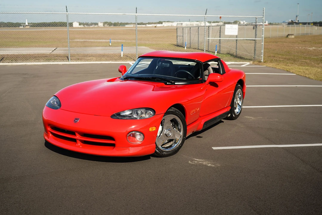 1994 Dodge Viper 1st Gen - Image 2 of 31