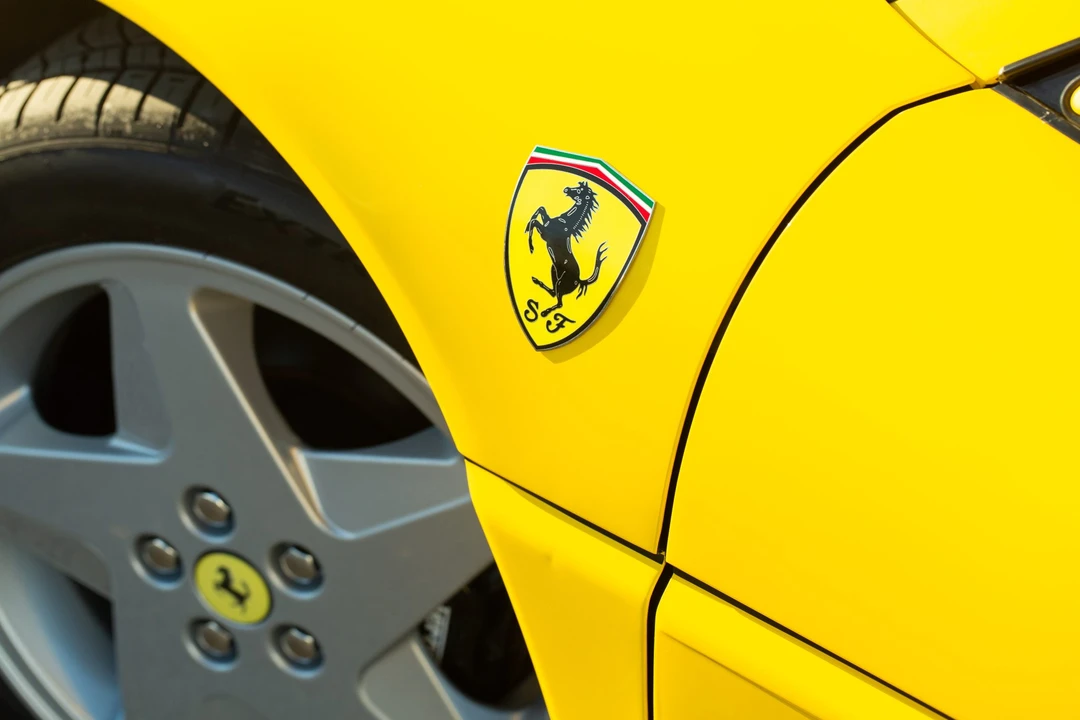1994 Ferrari 348 Spider - Image 27 of 31