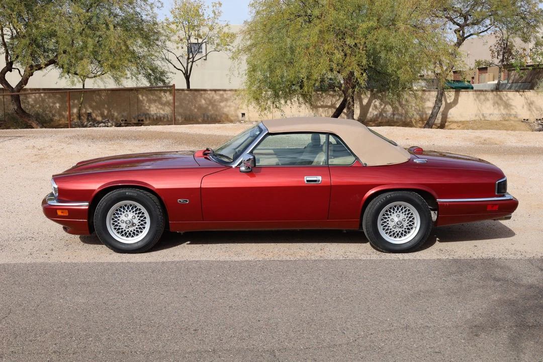 1994 Jaguar XJS Convertible - Image 25 of 31