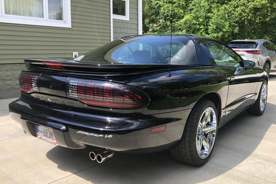 1994 Pontiac Firebird 4th Gen - Image 5 of 31