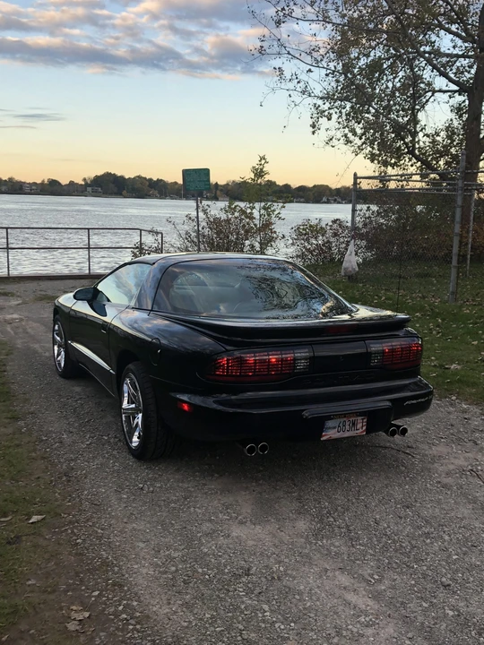 1994 Pontiac Firebird 4th Gen - Image 7 of 31