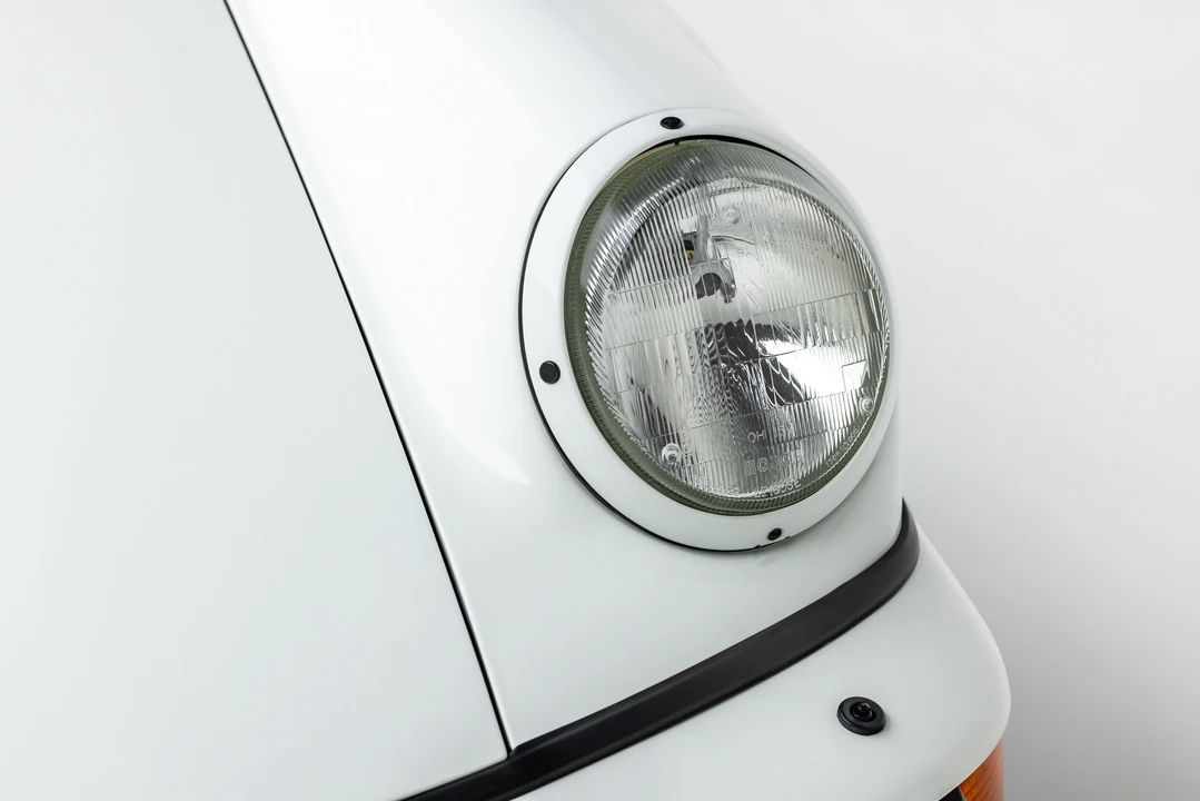 1994 Porsche 964 Turbo - Image 24 of 31