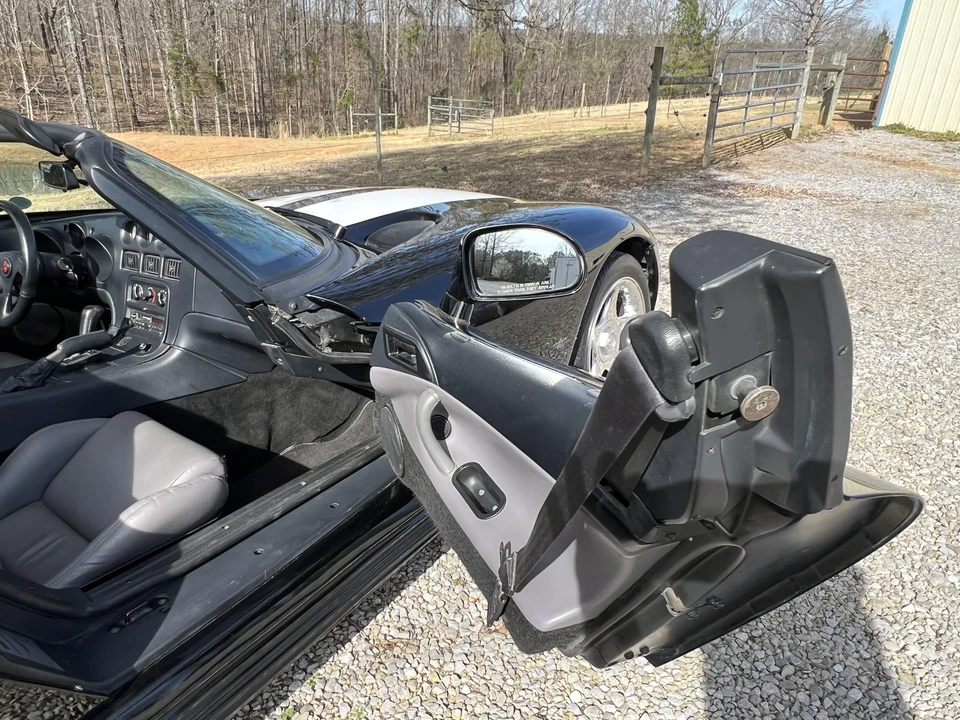 1995 Dodge Viper 1st Gen - Image 23 of 31