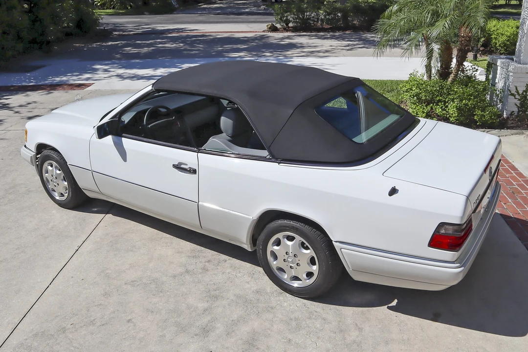 1995 Mercedes-Benz W124 E-Class - Image 22 of 31