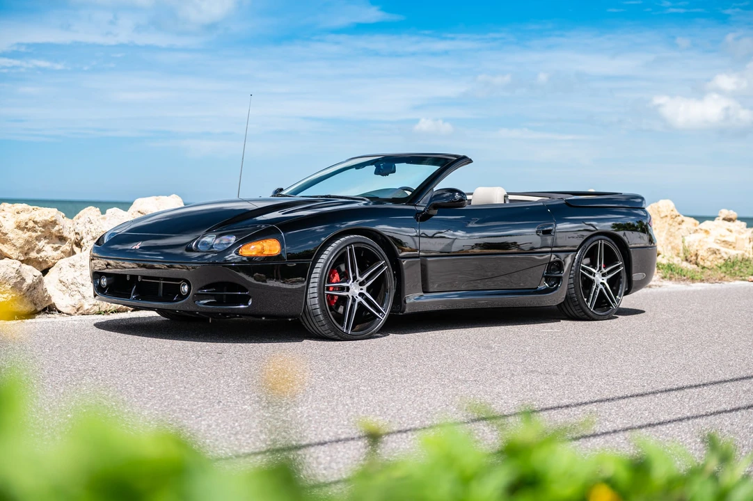 1995 Mitsubishi 3000GT Series 2 - Image 2 of 31