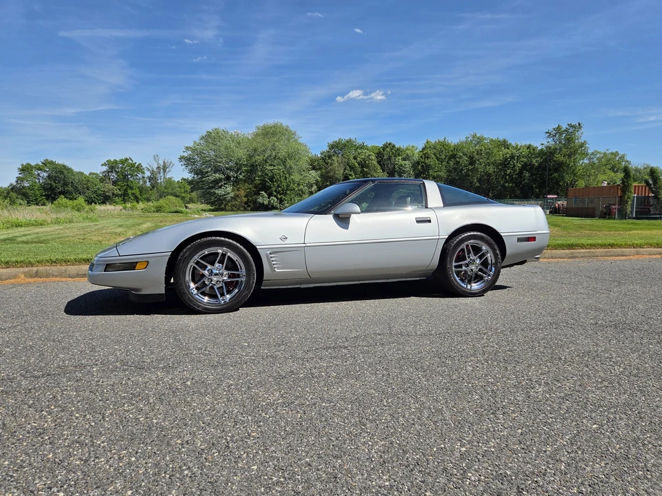 1996 Chevrolet Corvette C4 - Image 8 of 31