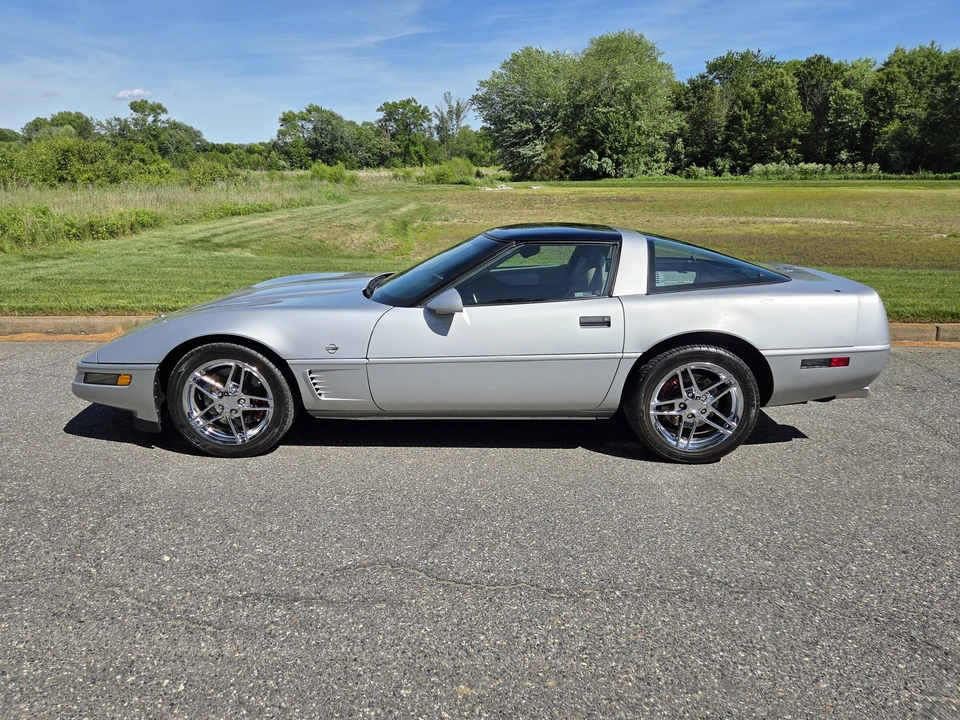 1996 Chevrolet Corvette C4 - Image 10 of 31