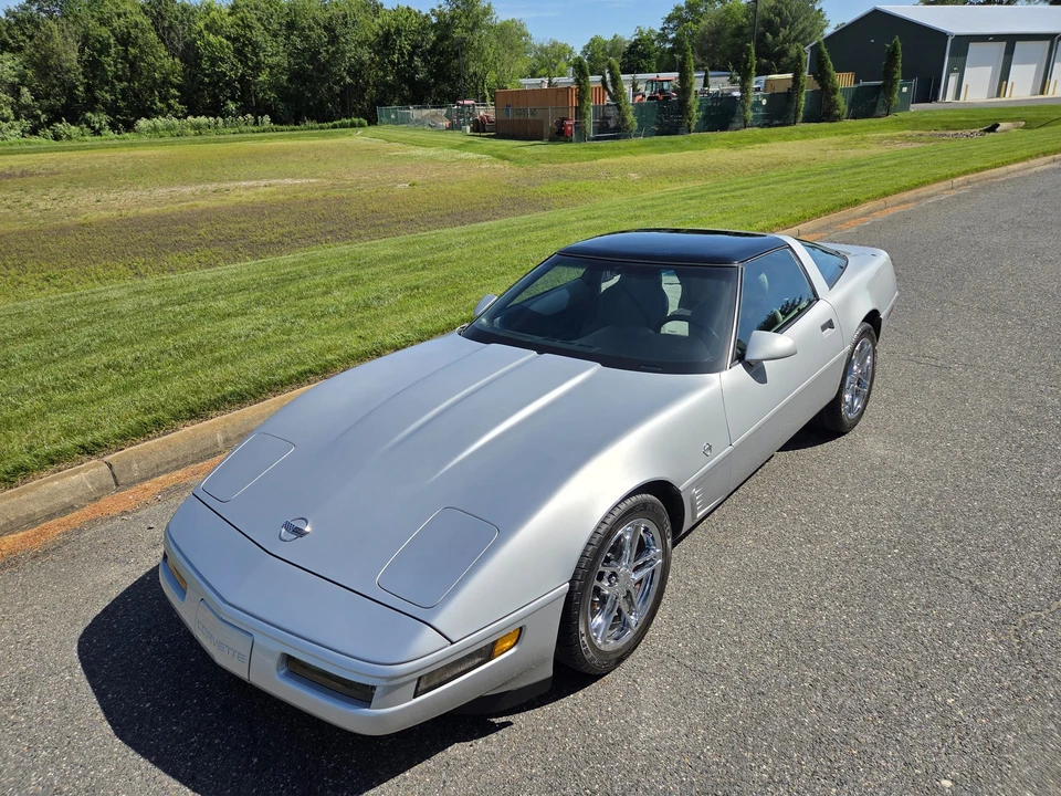 1996 Chevrolet Corvette C4 - Image 5 of 31