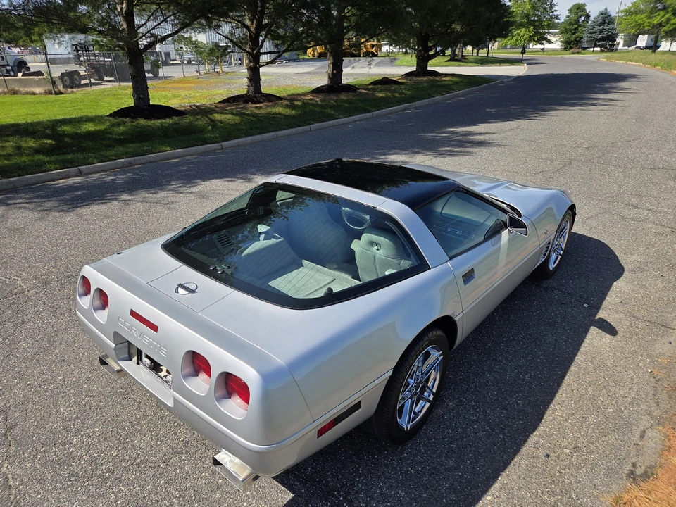 1996 Chevrolet Corvette C4 - Image 19 of 31