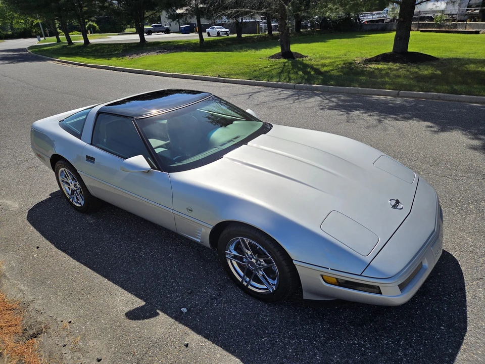 1996 Chevrolet Corvette C4 - Image 28 of 31
