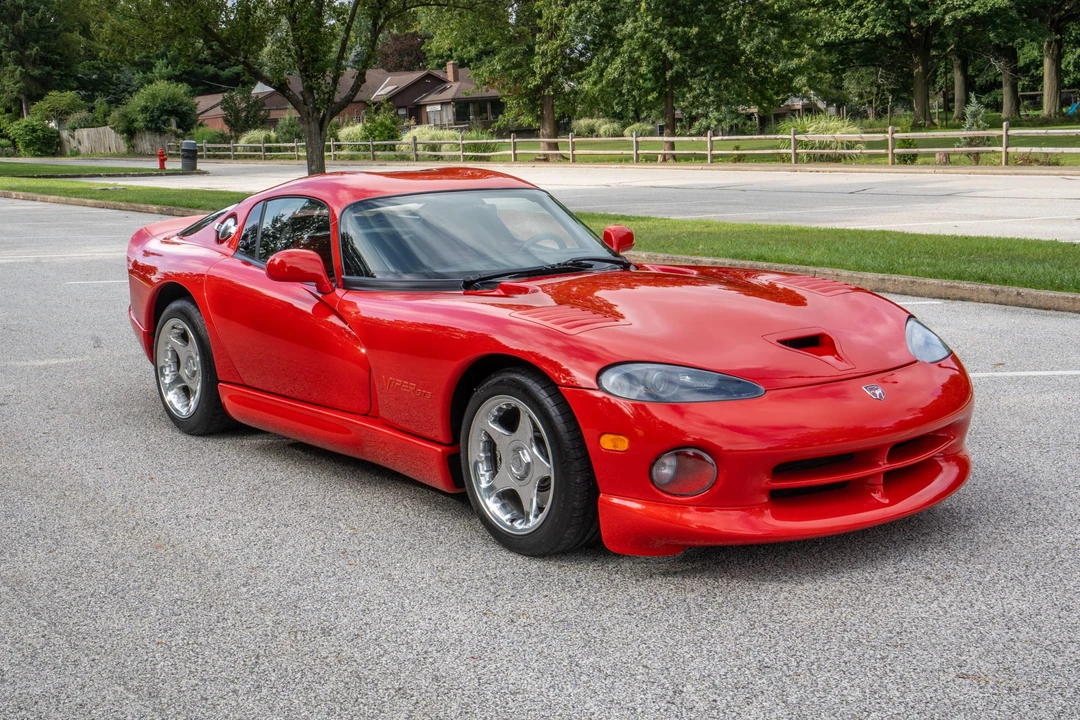 1997 Dodge Viper GTS 2nd Gen - Image 4 of 31