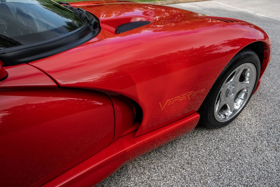 1997 Dodge Viper GTS 2nd Gen - Image 10 of 31