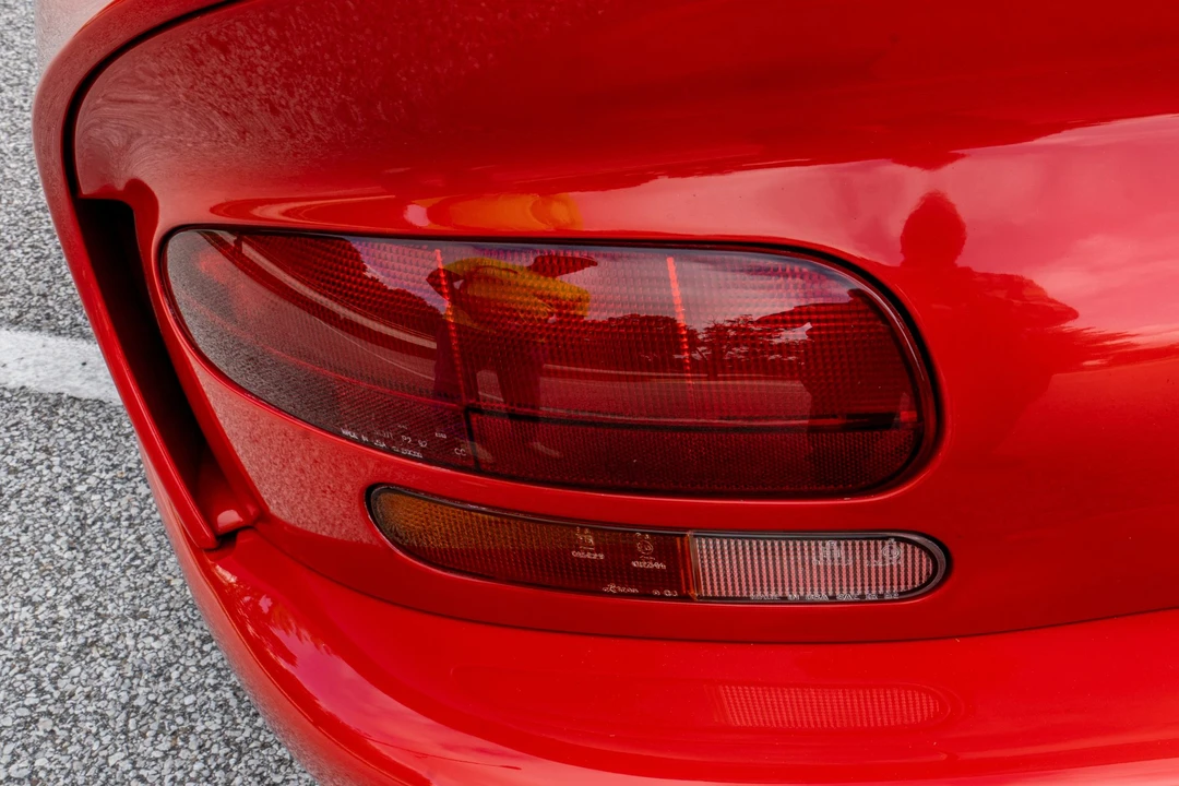 1997 Dodge Viper GTS 2nd Gen - Image 15 of 31