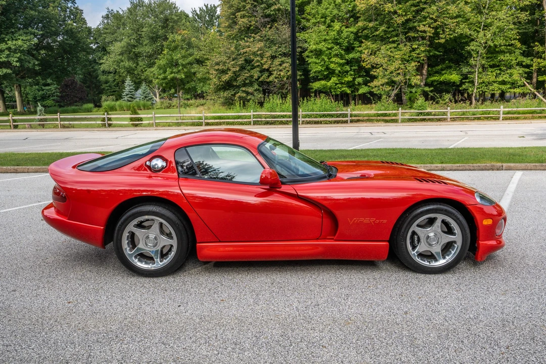 1997 Dodge Viper GTS 2nd Gen - Image 5 of 31