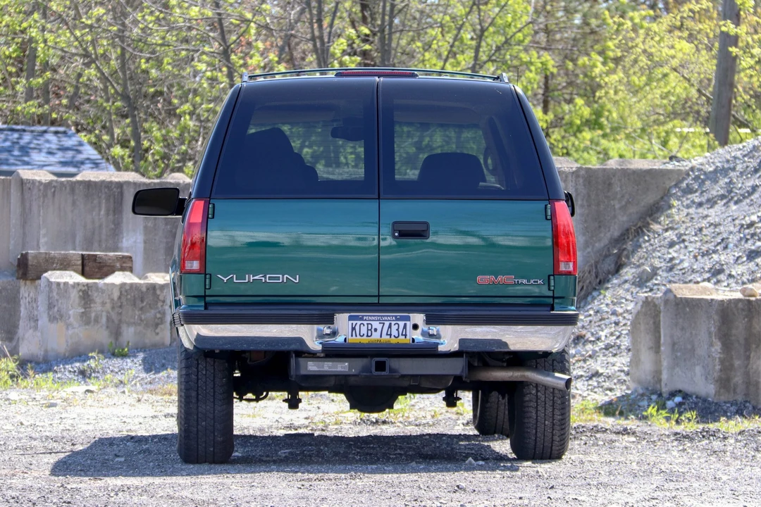 1997 GMC Yukon 1st Gen - Image 11 of 31