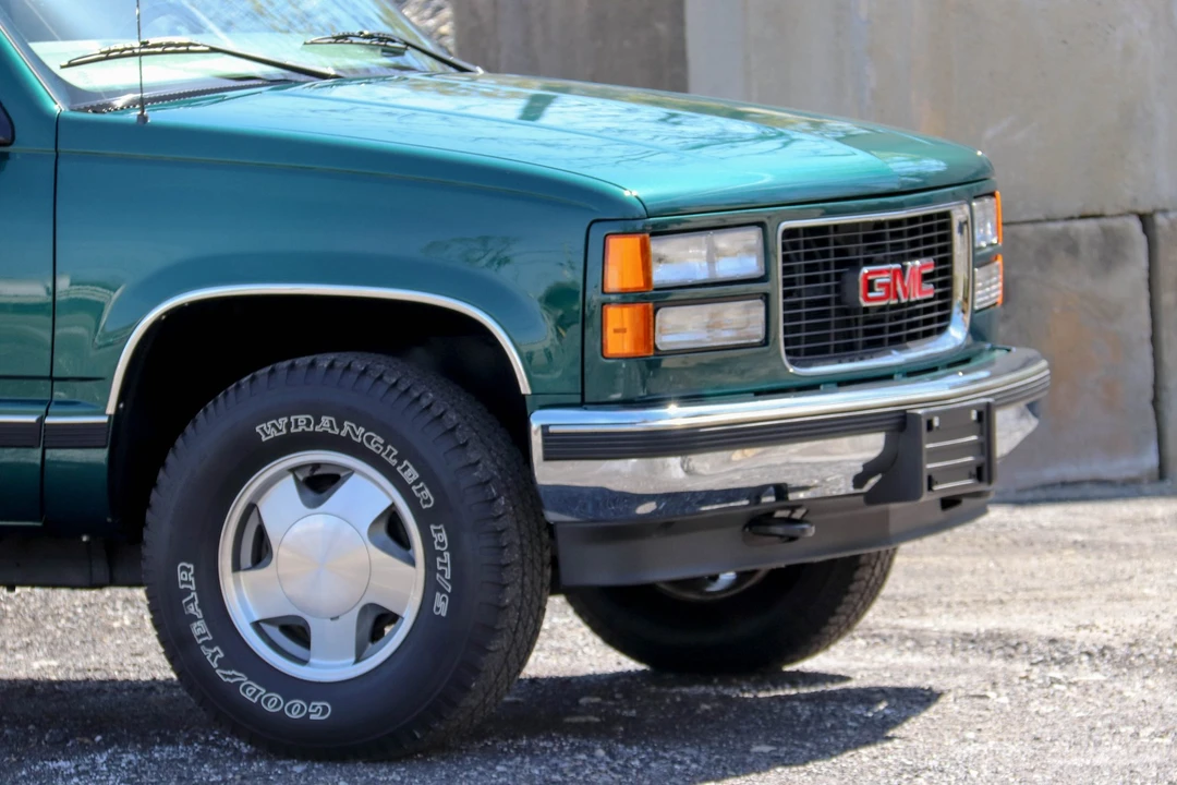 1997 GMC Yukon 1st Gen - Image 23 of 31