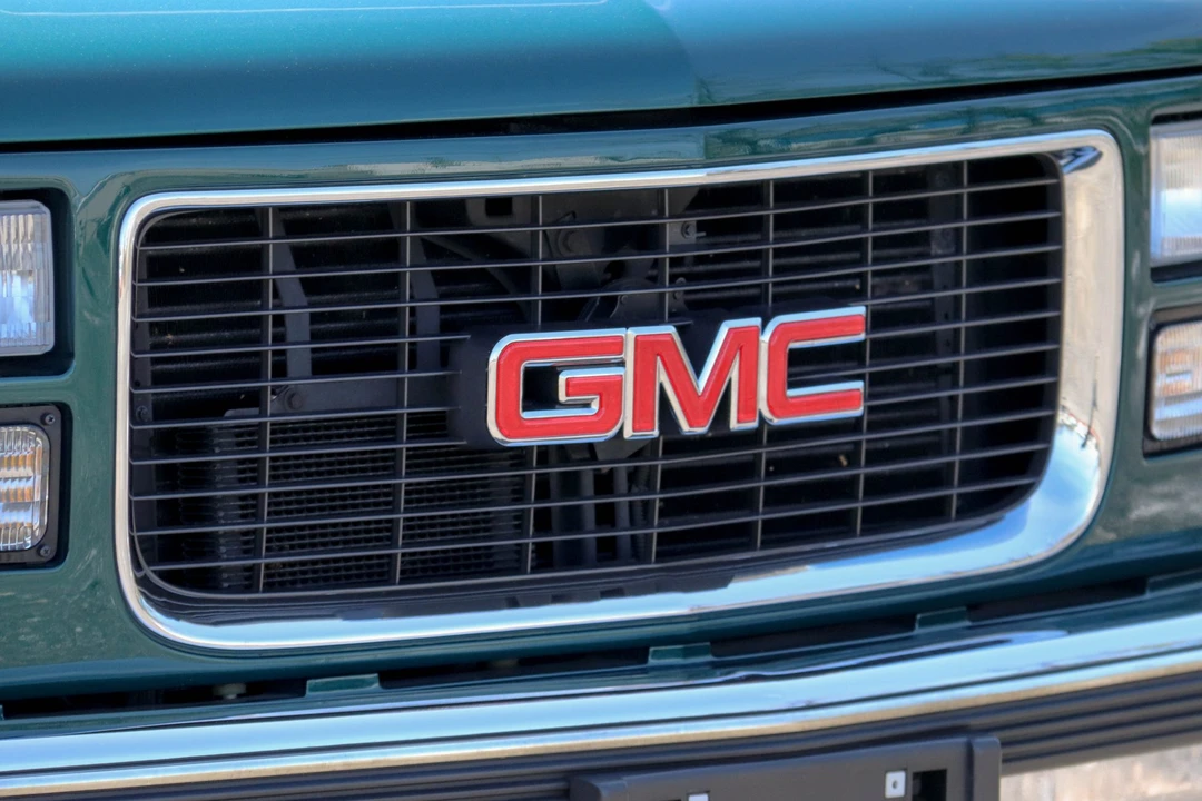 1997 GMC Yukon 1st Gen - Image 28 of 31