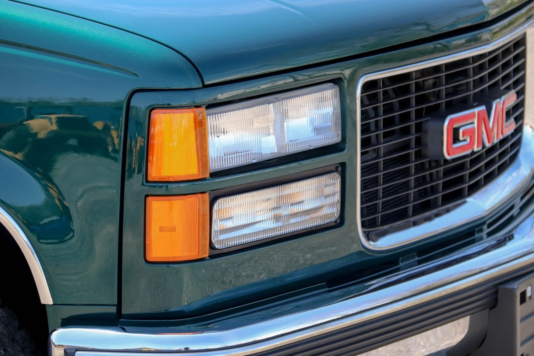 1997 GMC Yukon 1st Gen - Image 27 of 31