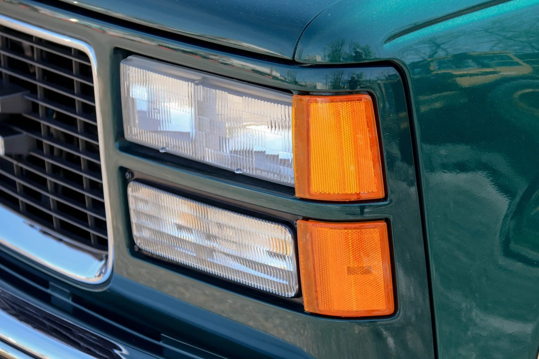 1997 GMC Yukon 1st Gen - Image 25 of 31