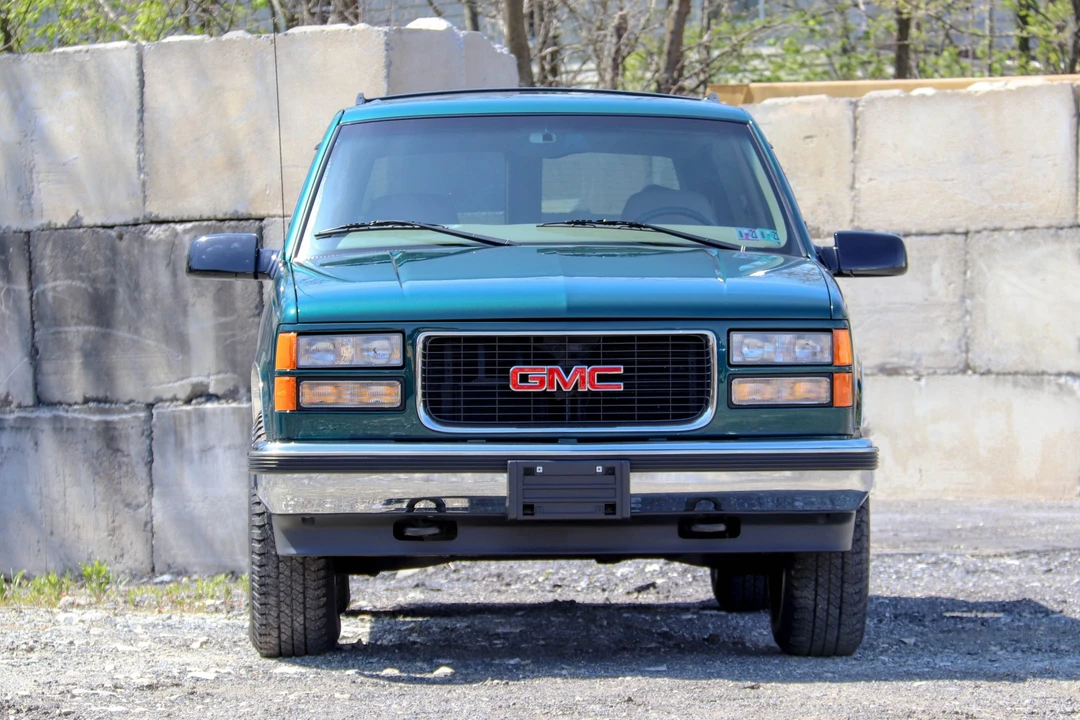 1997 GMC Yukon 1st Gen - Image 19 of 31