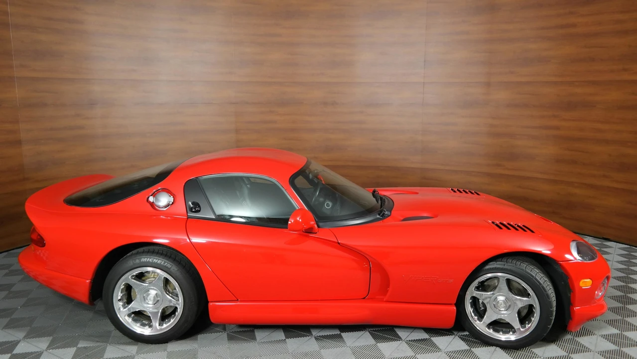 1998 Dodge Viper GTS 2nd Gen - Image 22 of 31