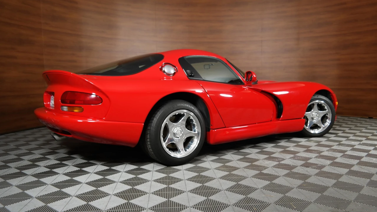 1998 Dodge Viper GTS 2nd Gen - Image 23 of 31