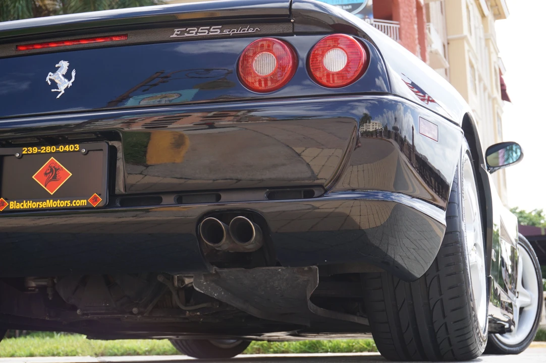 1998 Ferrari F355 Spider - Image 26 of 31